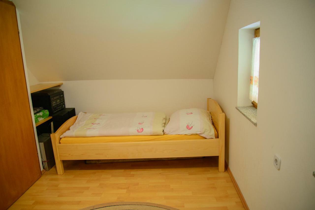 Holiday Home Dobrotin Vojnik Экстерьер фото